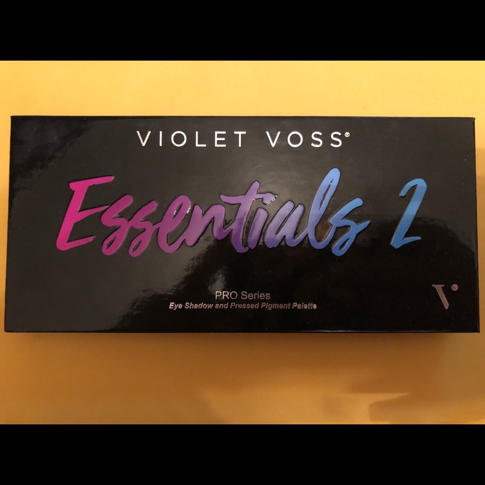 Essentials 2 Eyeshadow Palette